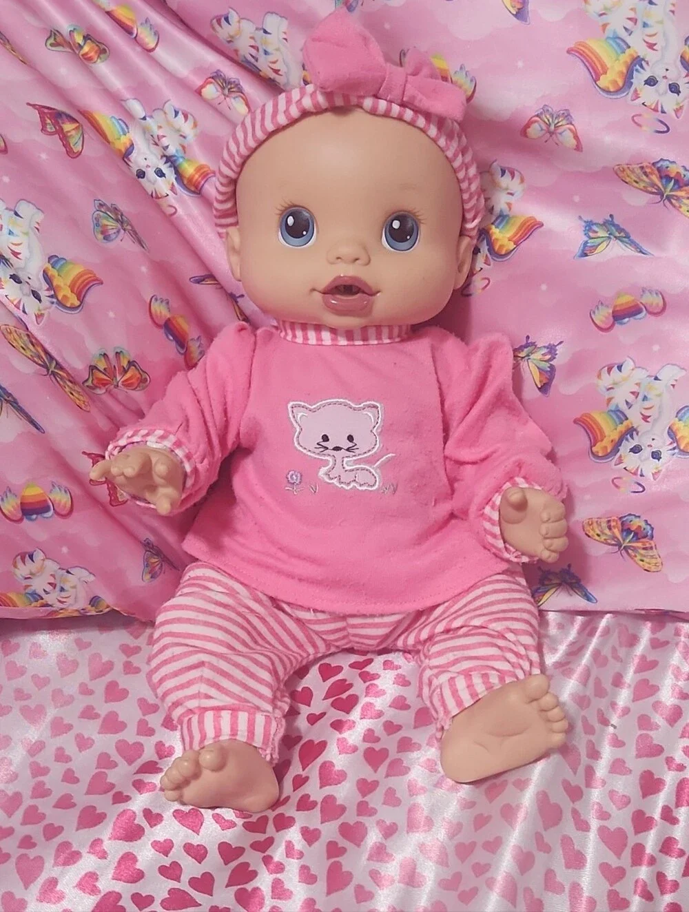 2006 Twin Baby Alive Wets N Wiggles Girl Doll legs wiggle! But needs pee tube.